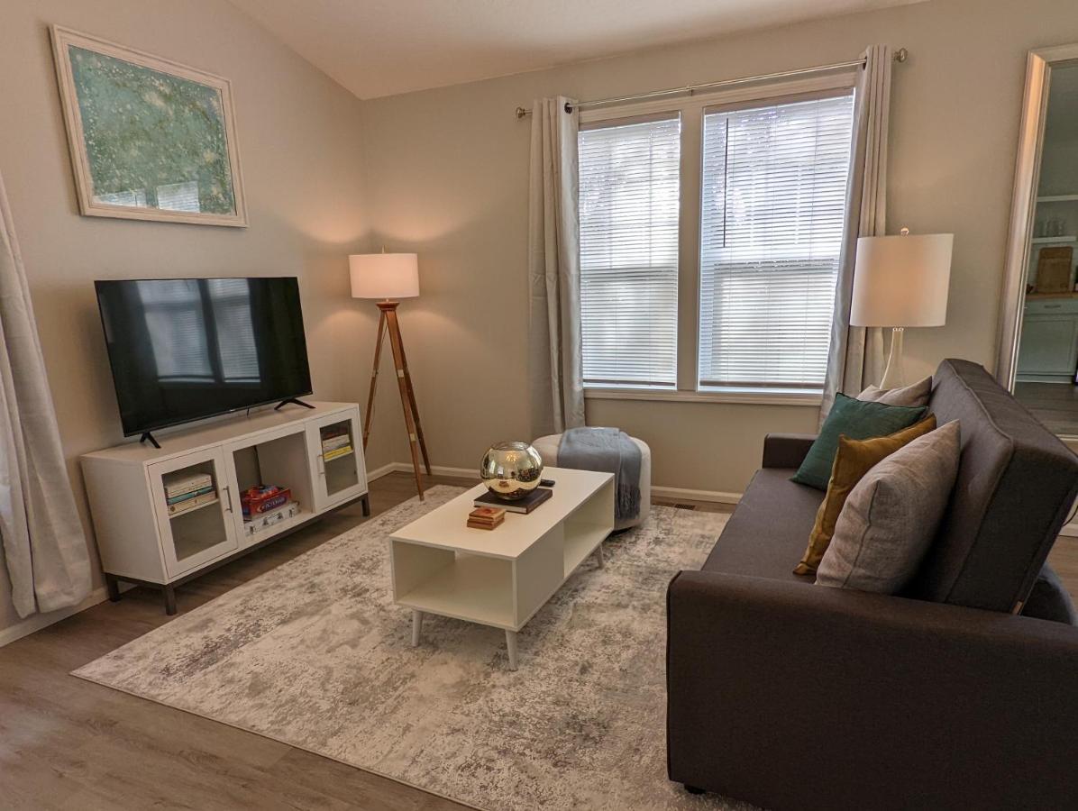 Contemporary 2-Bedroom Close To Downtown, Dining Eugene Eksteriør bilde