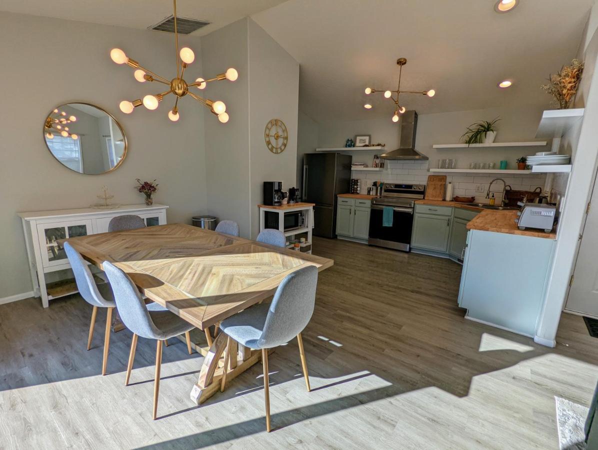 Contemporary 2-Bedroom Close To Downtown, Dining Eugene Eksteriør bilde