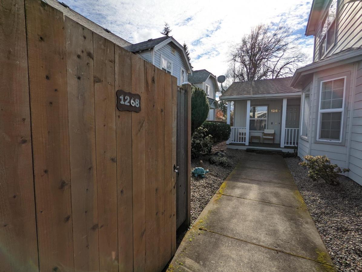 Contemporary 2-Bedroom Close To Downtown, Dining Eugene Eksteriør bilde
